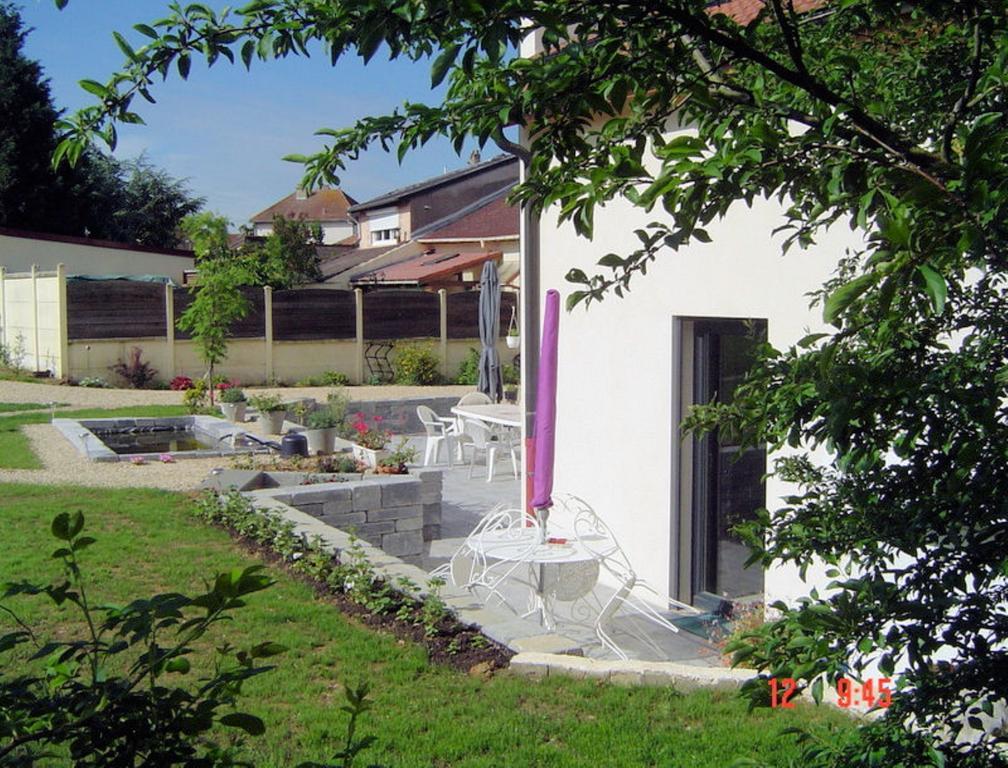 Bed and Breakfast Aux Plumes De Grigy Мец Экстерьер фото